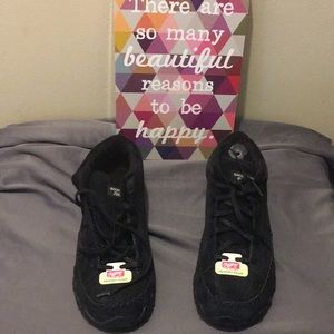 New Suede totem Pole Relaxed fit with Memory foam